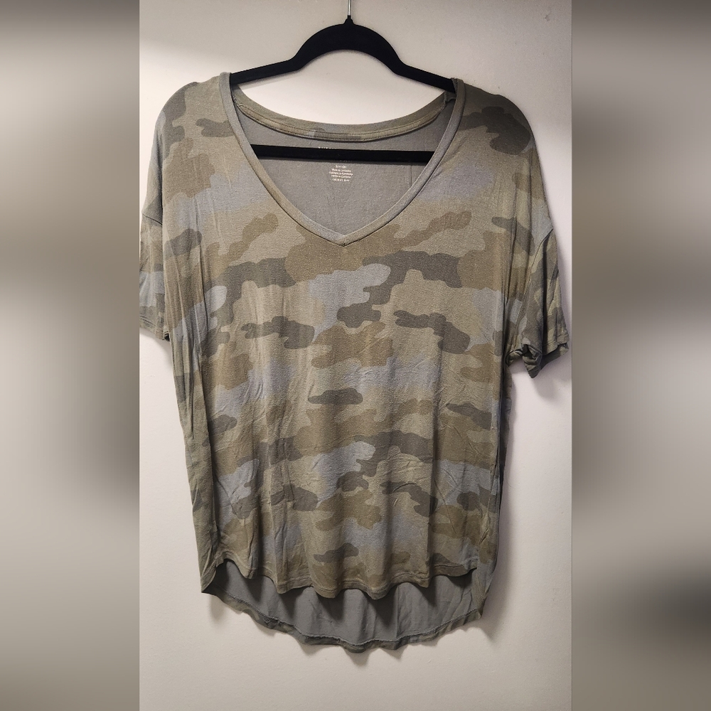 WoMen's Camouflage V-Neck Shirt